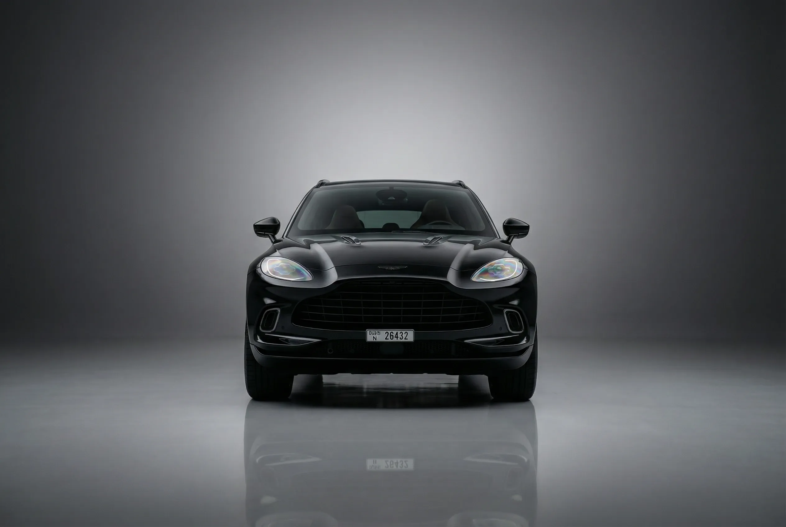 ASTON MARTIN DBX