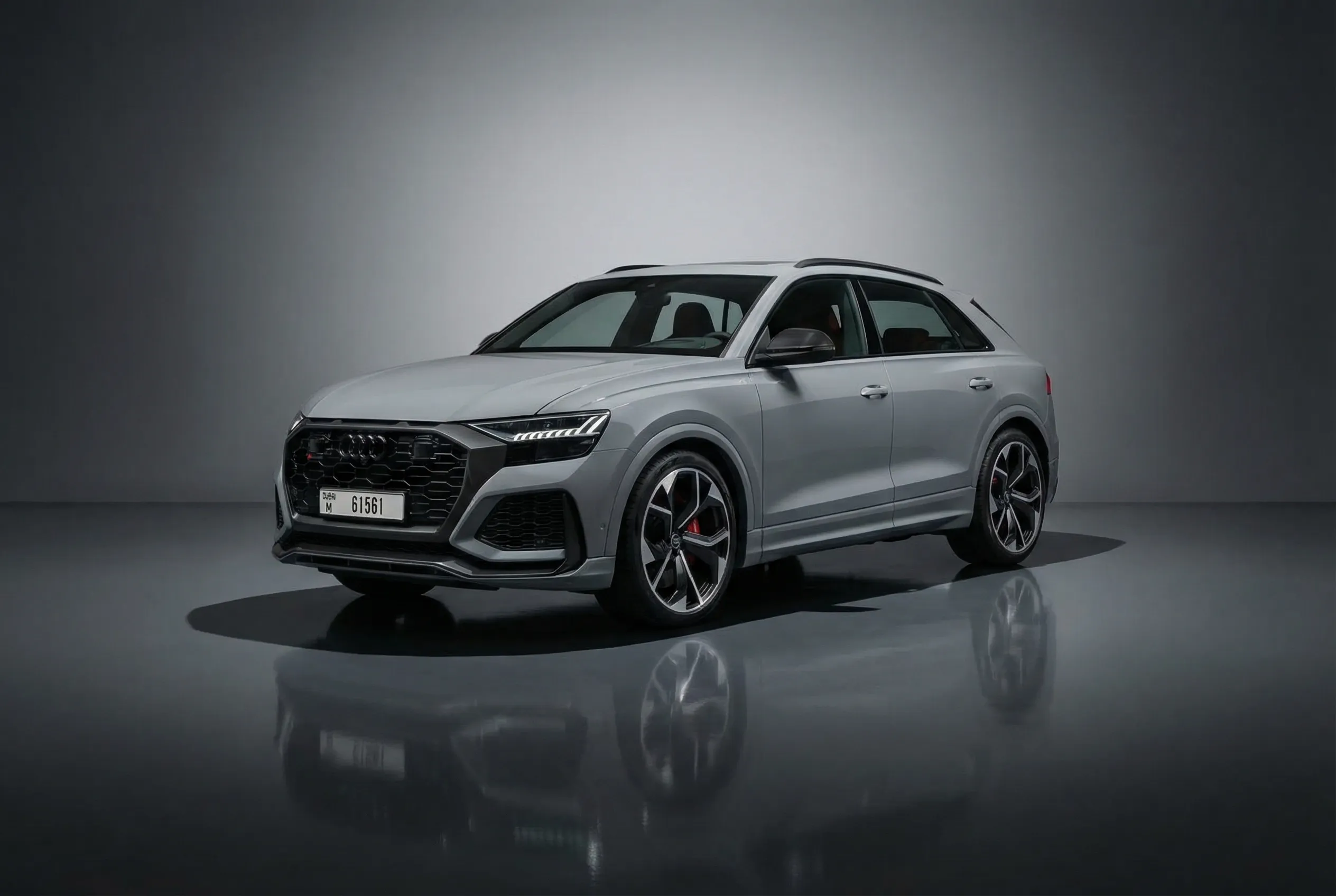 AUDI RSQ8