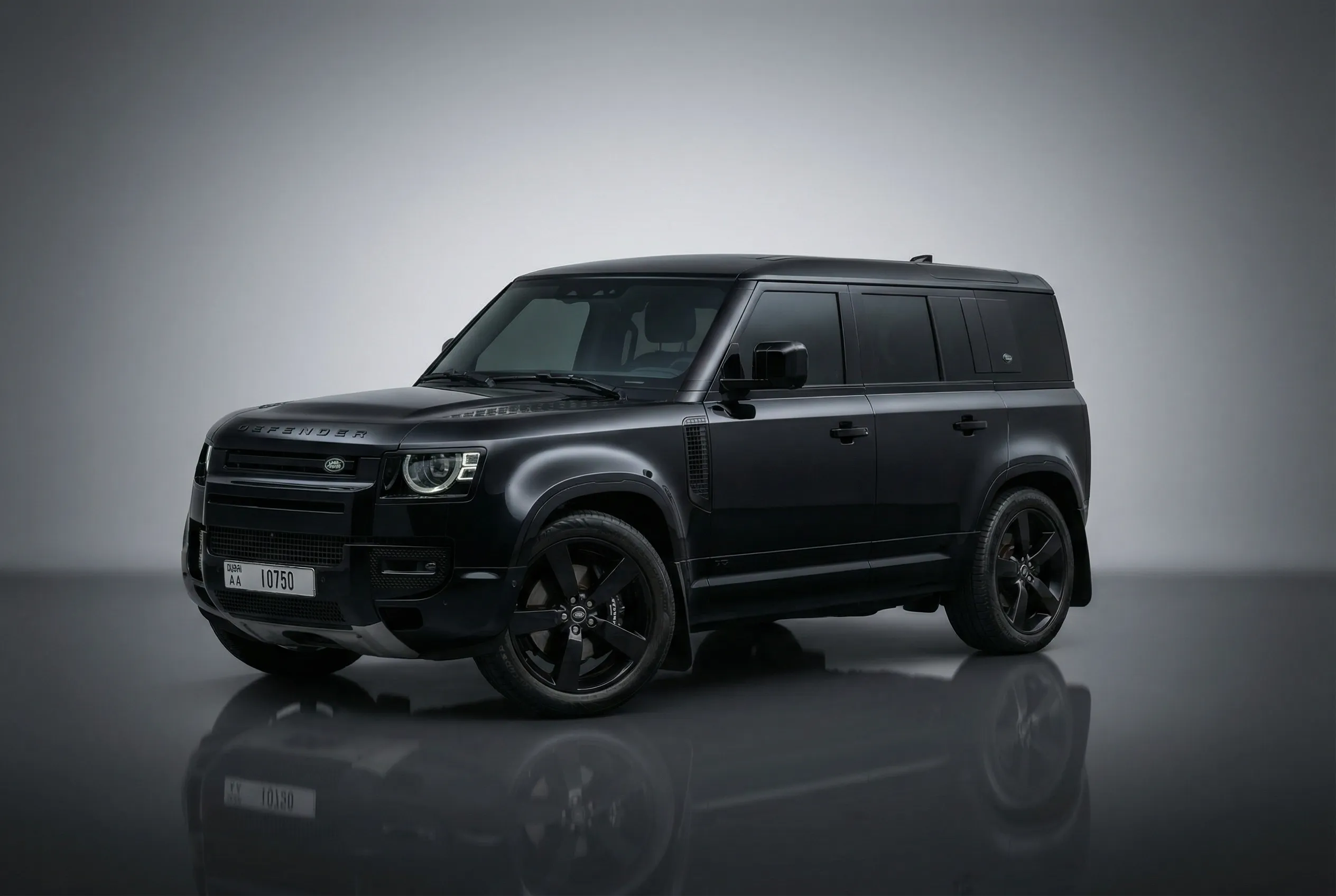 LAND ROVER DEFENDER V8